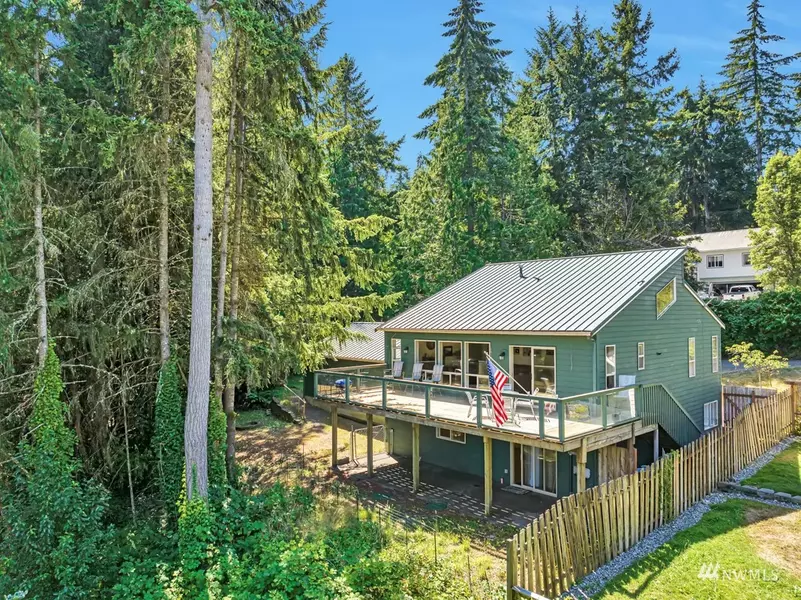 5867 Oceanview BLVD NE, Bremerton, WA 98311