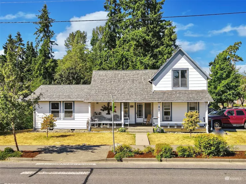 311 E Stanley ST, Granite Falls, WA 98252