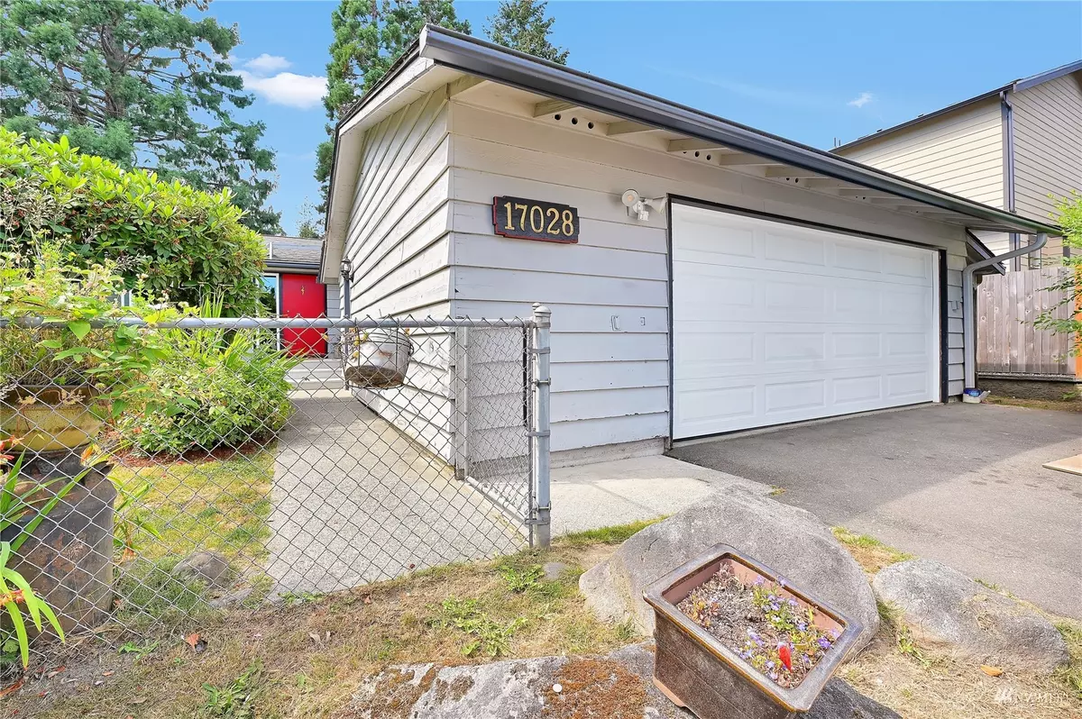 Lynnwood, WA 98037,17028 11th PL W