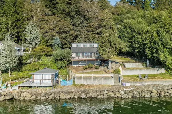 80 A Island BLVD, Fox Island, WA 98333