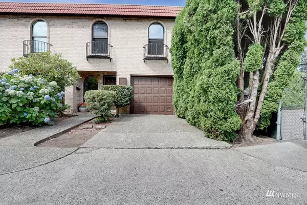 Tacoma, WA 98406,2128 N Fife ST