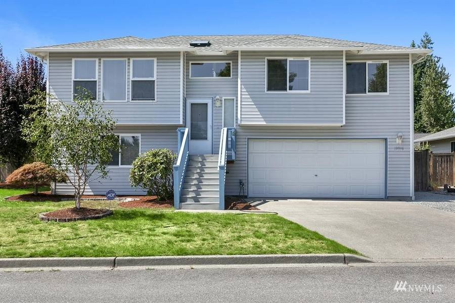 19916 48th DR NE, Arlington, WA 98223