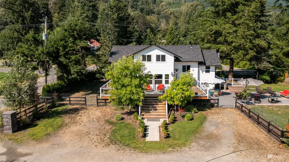 Deming, WA 98220,1904 Valley HWY