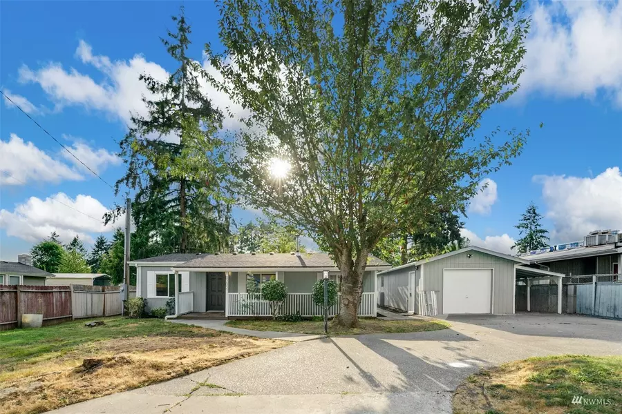 10202 13th Avenue Ct E, Tacoma, WA 98445