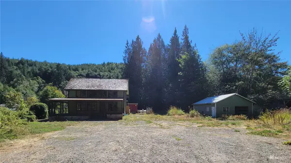 8476 US Highway 12, Glenoma, WA 98336