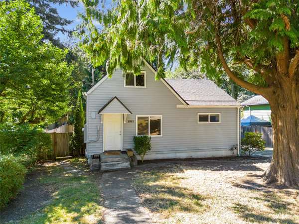 2923 NE Alder ST, Bremerton, WA 98310