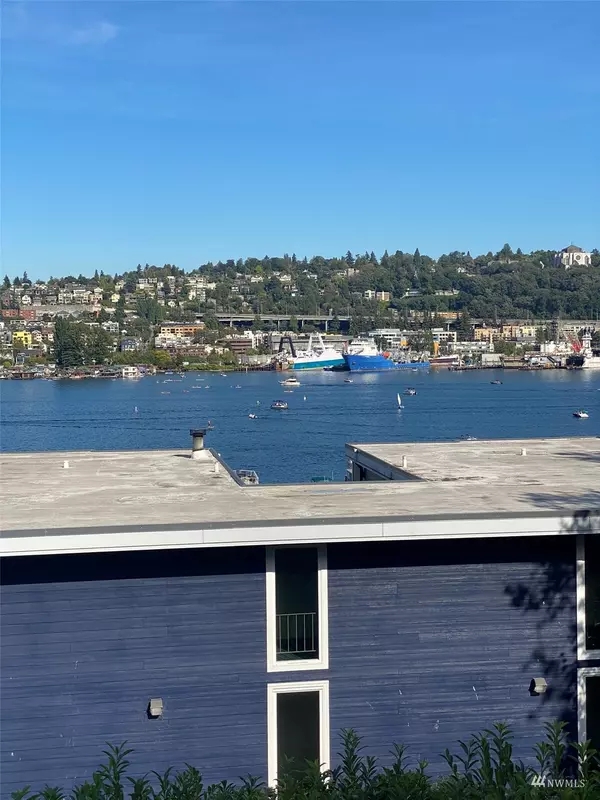 802 Newton ST #302, Seattle, WA 98109