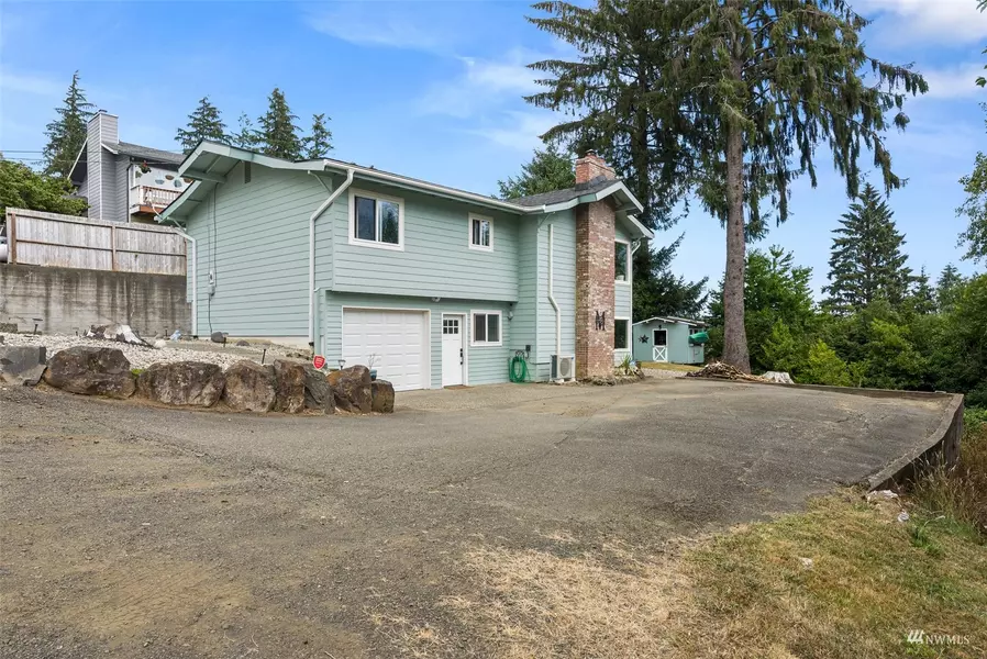 743 Bradford ST, Raymond, WA 98577