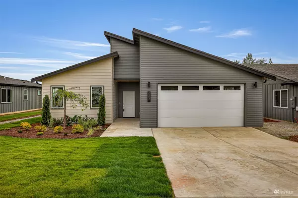 2683 Sandwood LN, Blaine, WA 98230