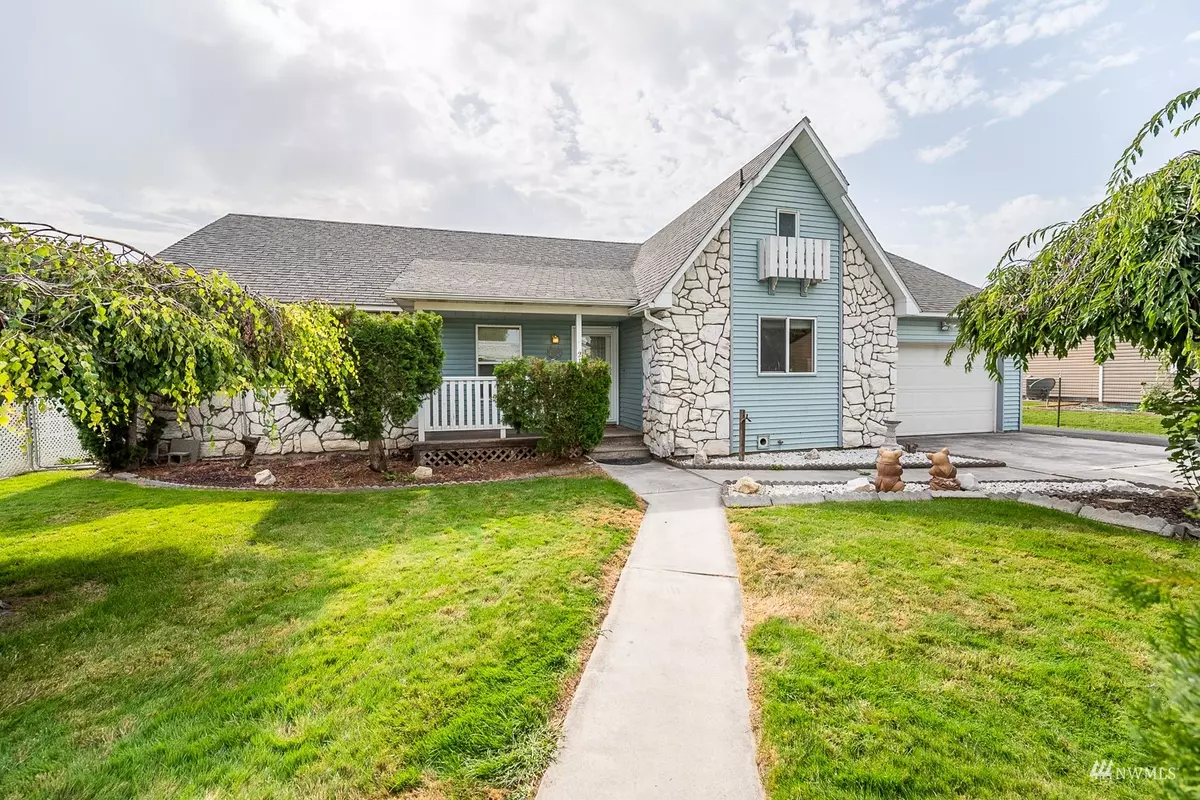 Moses Lake, WA 98837,211 W 6th AVE