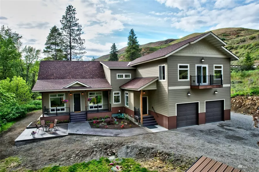 155 Twisp River RD, Twisp, WA 98856