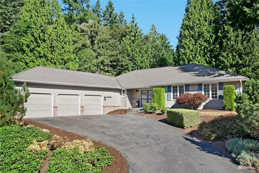 18422 NE 192nd ST, Woodinville, WA 98077