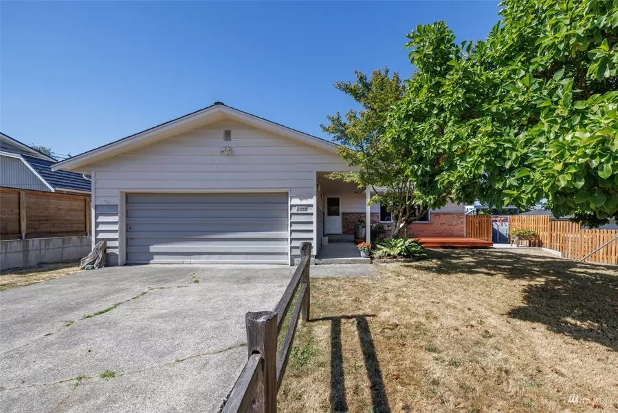 1566 S Walters RD, Tacoma, WA 98465