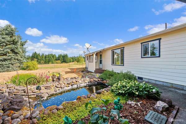 450 Hawkins RD, Winlock, WA 98596