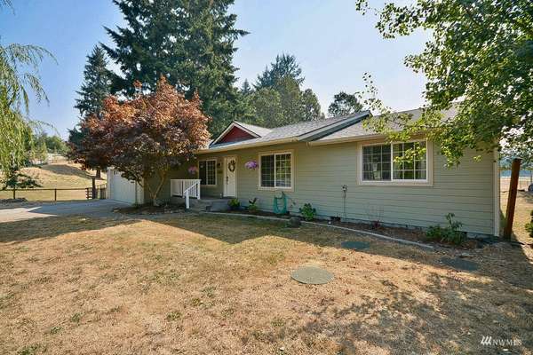 11704 145th LN SE, Rainier, WA 98576