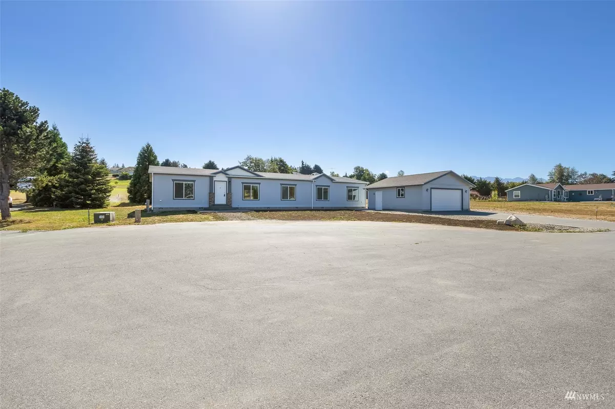 Sequim, WA 98382,138 Peregrine LN