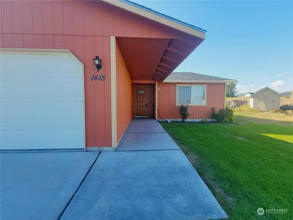 1418 Electra ST, Moses Lake, WA 98837