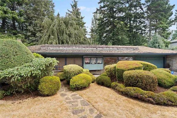 1806 NW Blue Ridge DR, Seattle, WA 98177