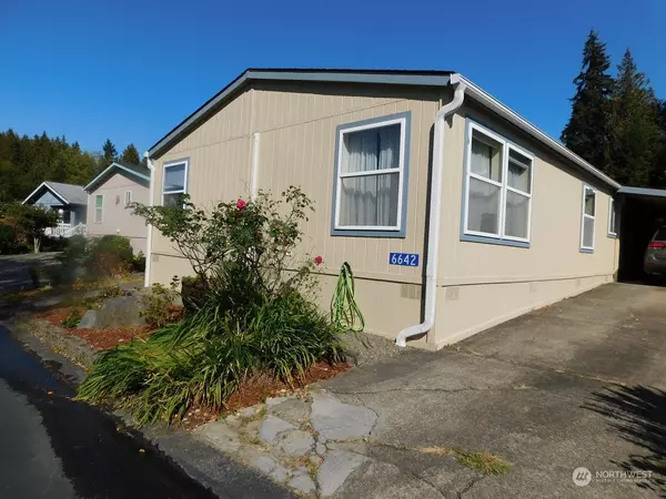 Bremerton, WA 98311,6642 Virgo LN NE