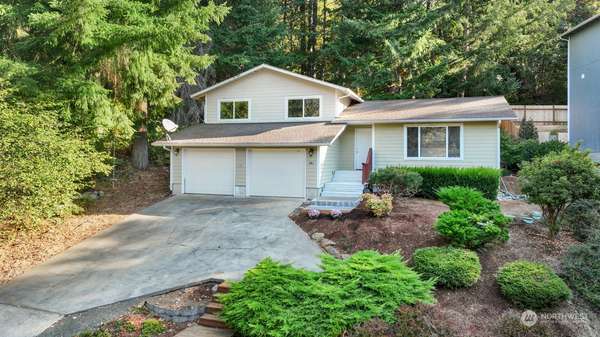 281 E Shorecrest DR, Shelton, WA 98584