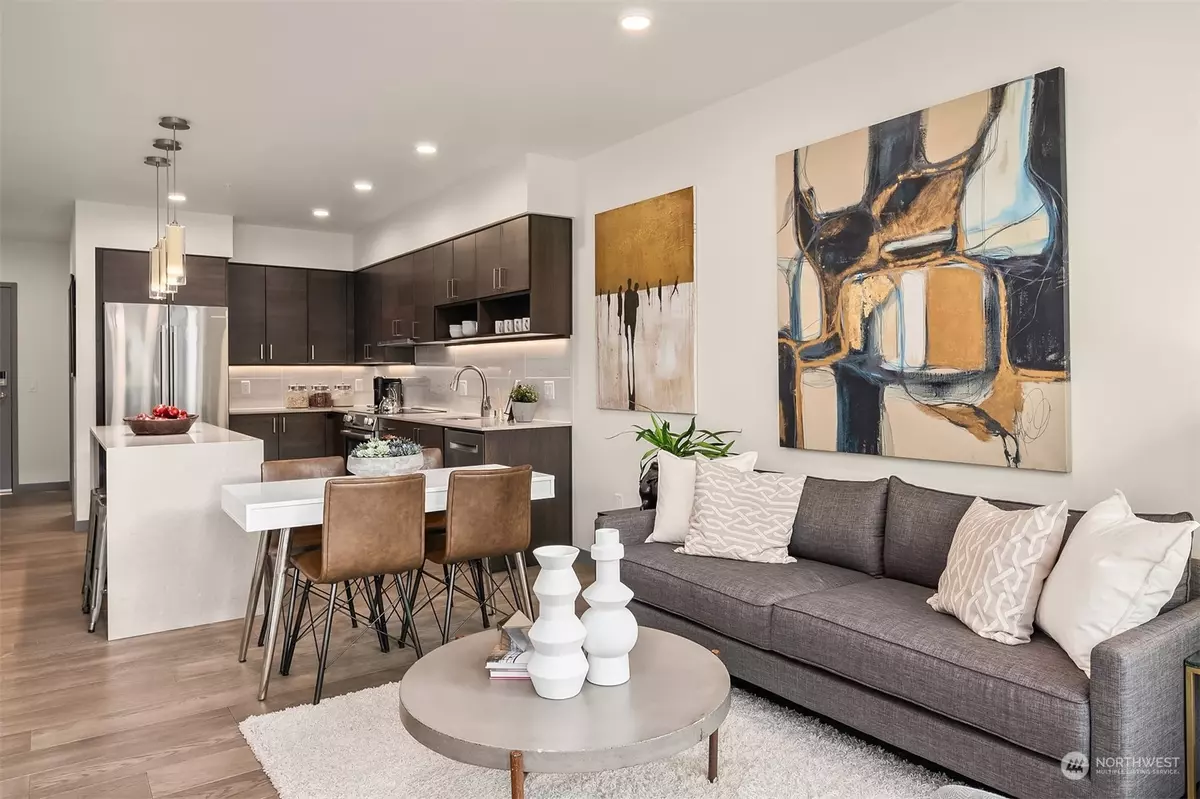 Kirkland, WA 98034,11903 NE 128th ST #620