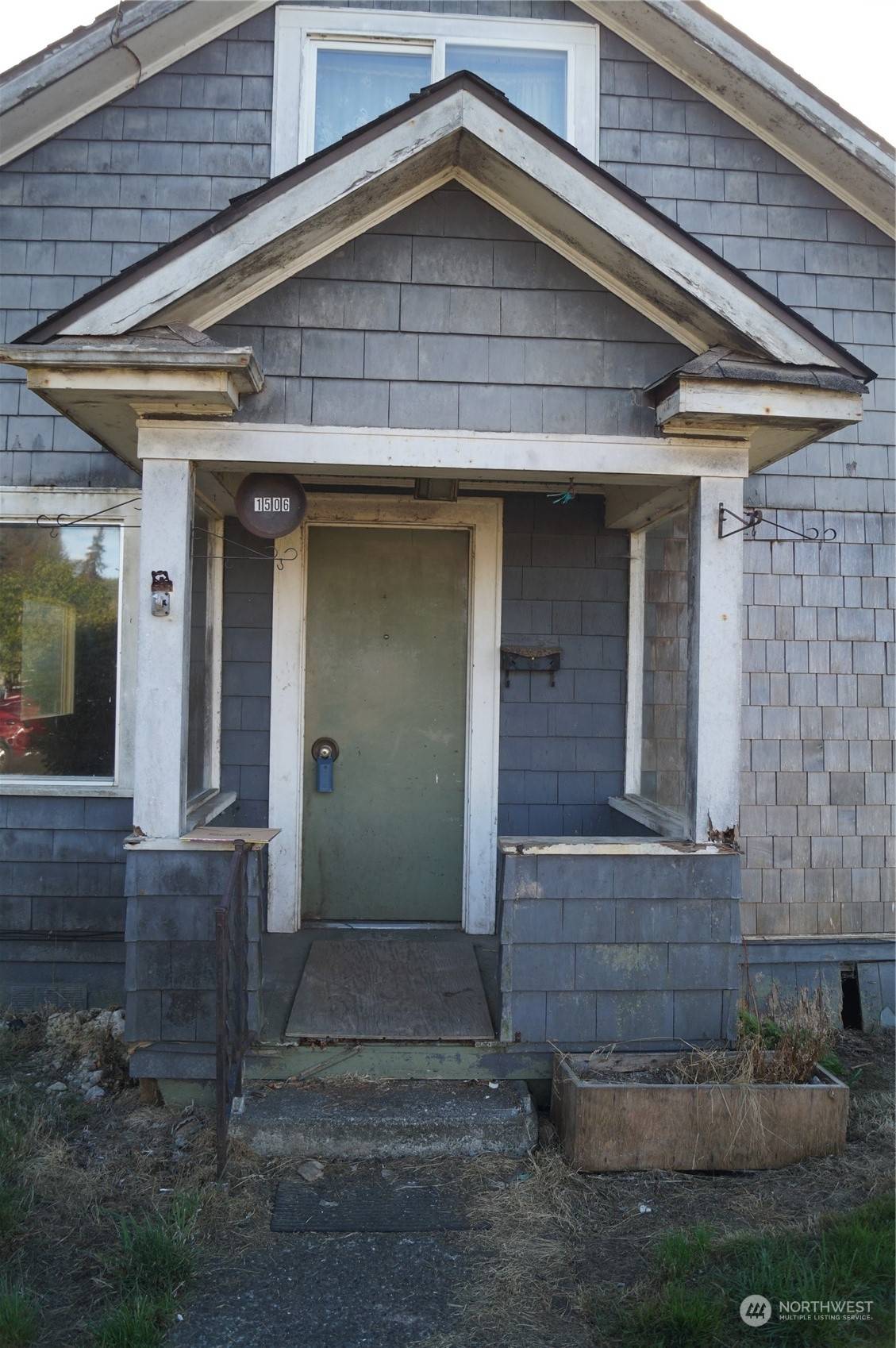 1506 C ST, Hoquiam, WA 98550