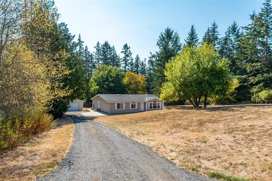 31 W Henni RD, Oak Harbor, WA 98277