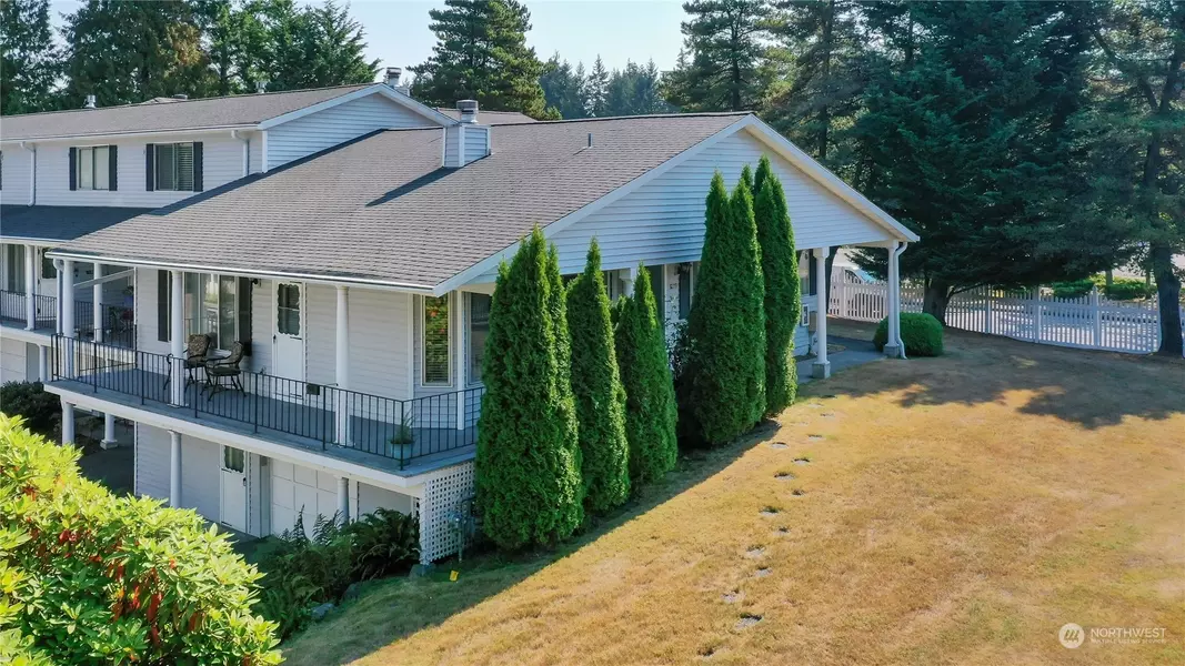 32719 1st PL S #241, Federal Way, WA 98003