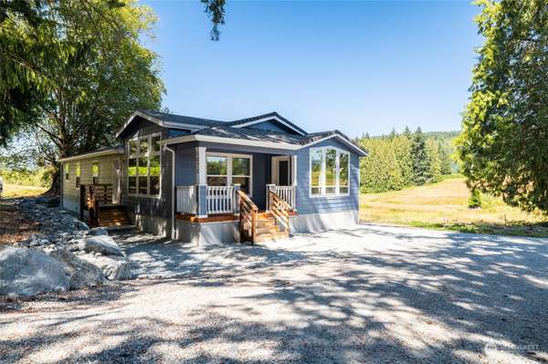 1073 Lake Samish RD, Bellingham, WA 98229