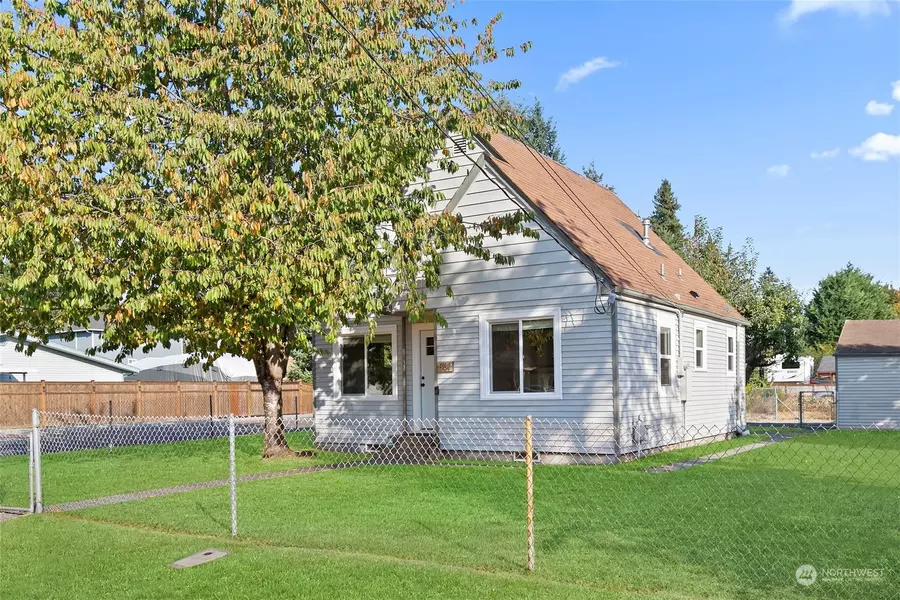 861 107th ST S, Tacoma, WA 98444