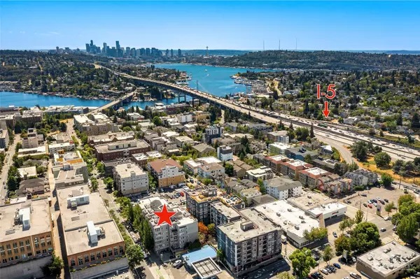 4343 Roosevelt WAY NE #210, Seattle, WA 98105