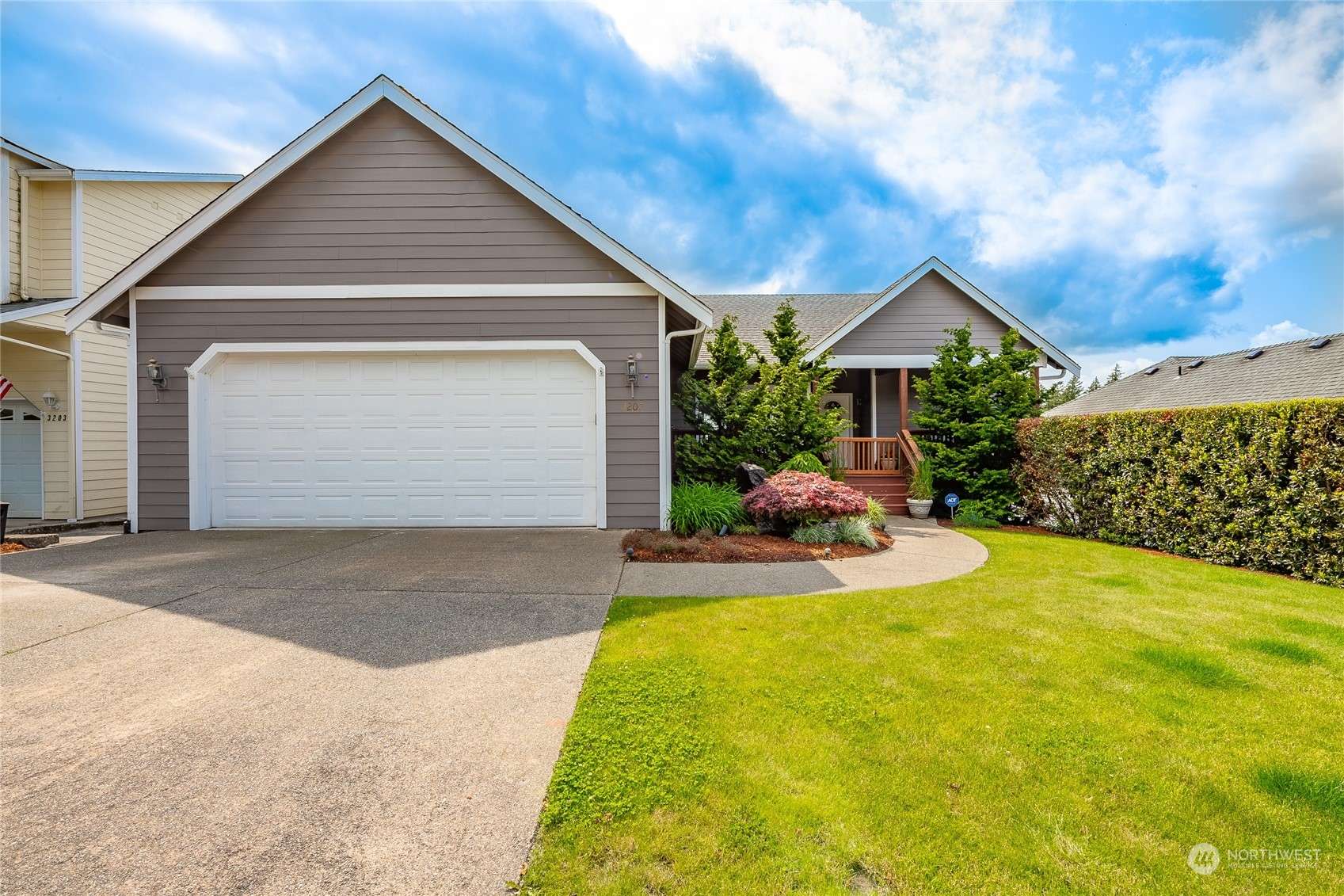 3207 Cedarside CT, Bellingham, WA 98226
