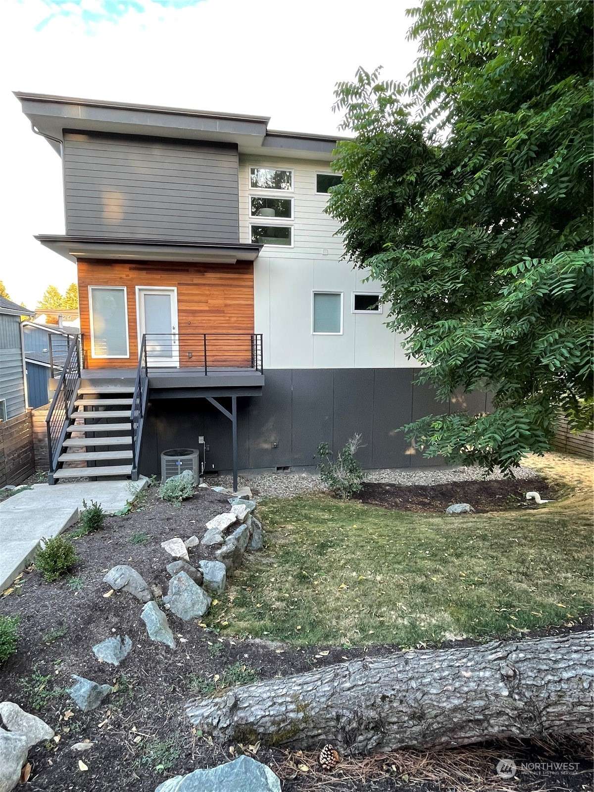 8150 32nd AVE SW, Seattle, WA 98126