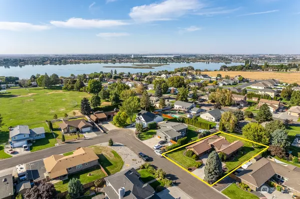 Moses Lake, WA 98837,9410 Albert WAY SE