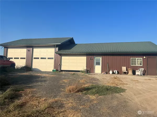 1553 Woodward Canyon RD, Touchet, WA 99360