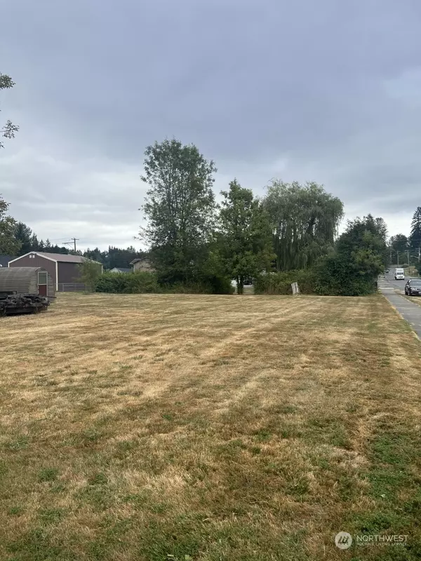 0 3rd ST SW, South Prairie, WA 98385