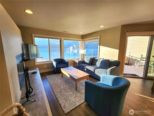 Manson, WA 98831,1 Lakeside 707-N