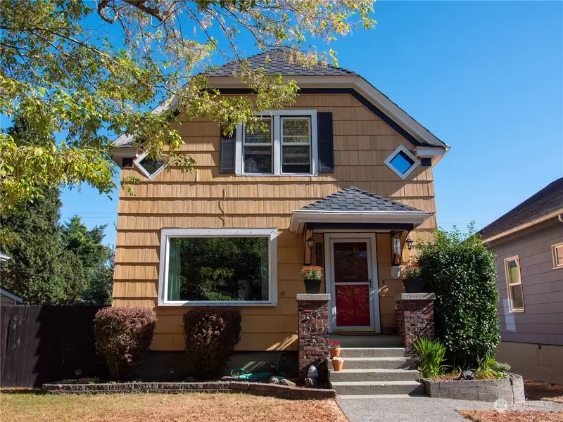 915 S Ridgewood AVE, Tacoma, WA 98405