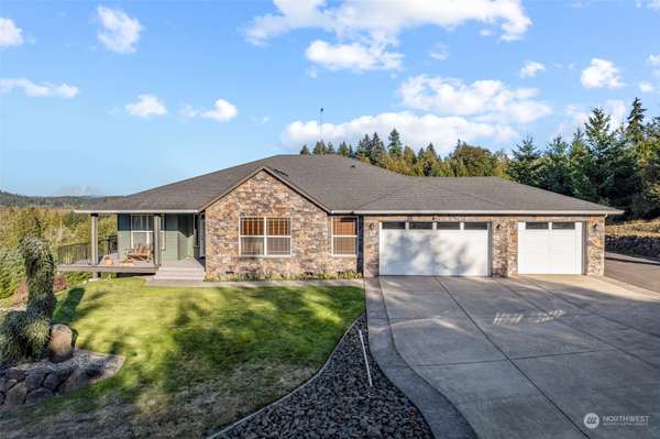 136 Cranberry RD, Castle Rock, WA 98611