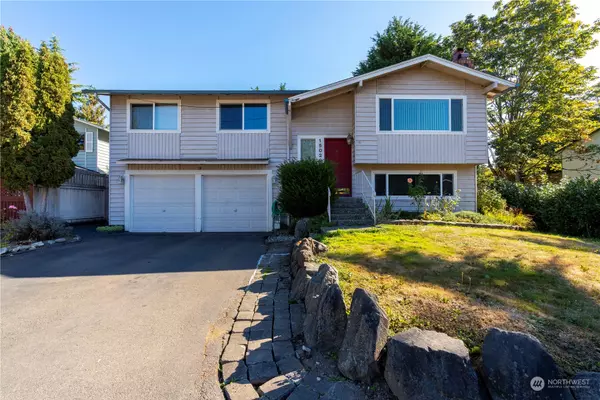 15029 45th PL W, Lynnwood, WA 98087