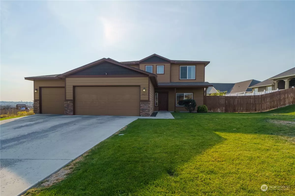 Moses Lake, WA 98837,1427 W Century ST