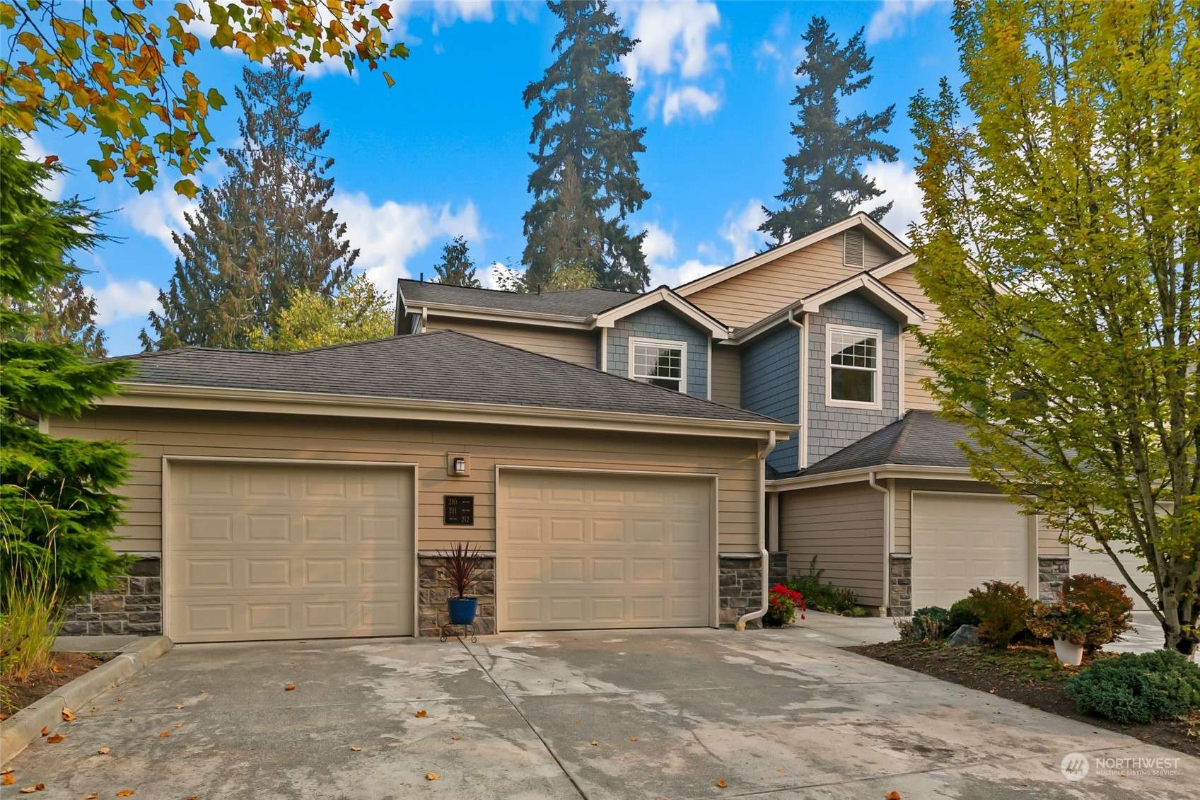 4313 Issaquah Pine Lake RD SE #212, Sammamish, WA 98075