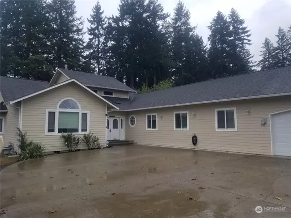 3059 Long Lake DR SE, Lacey, WA 98503