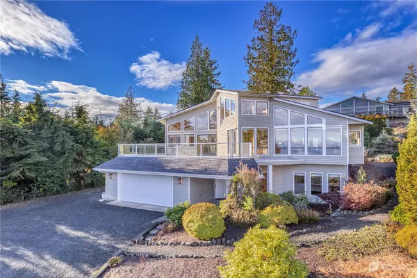 130 Jackson LN, Port Ludlow, WA 98365