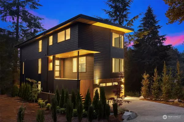 10343 14th AVE NW, Seattle, WA 98177