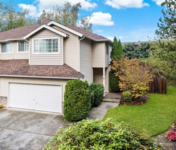 20803 28th AVE W #B, Lynnwood, WA 98036