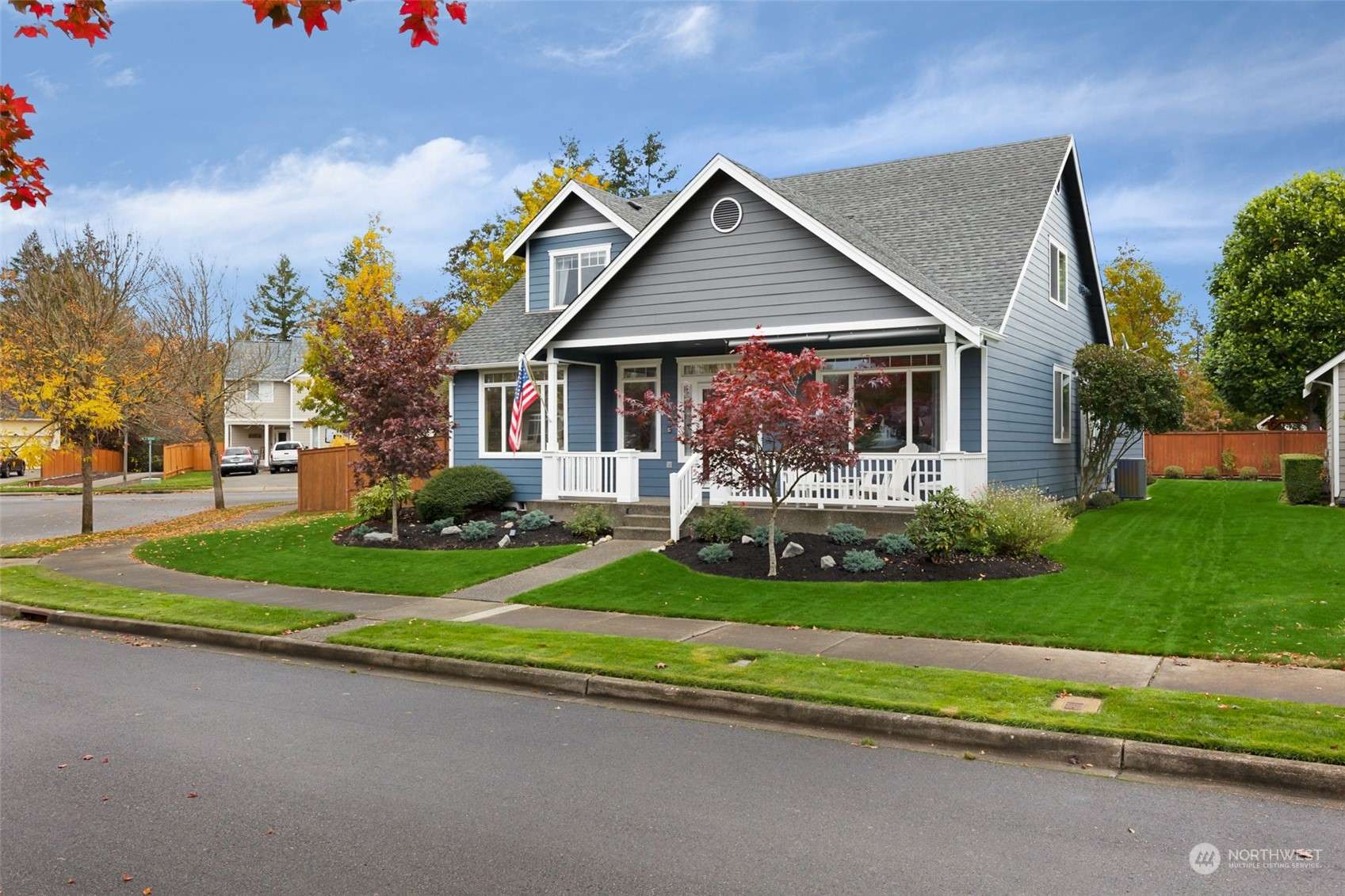 1460 Latham CT, Dupont, WA 98327