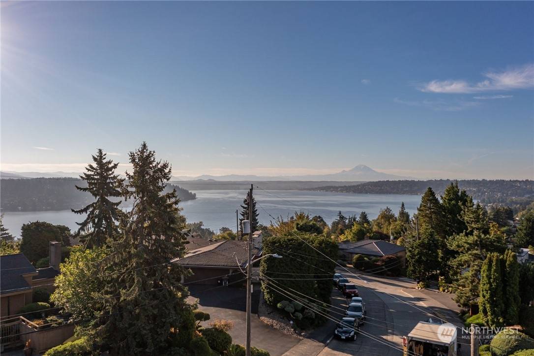 5199 S Spencer ST, Seattle, WA 98118