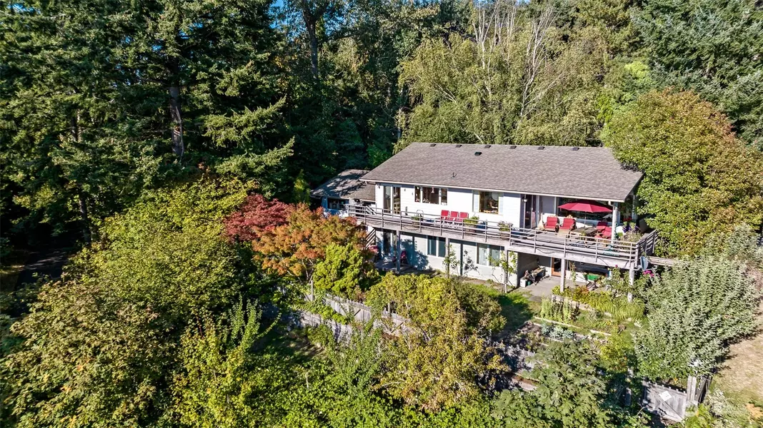 1396 Chuckanut DR, Bellingham, WA 98229