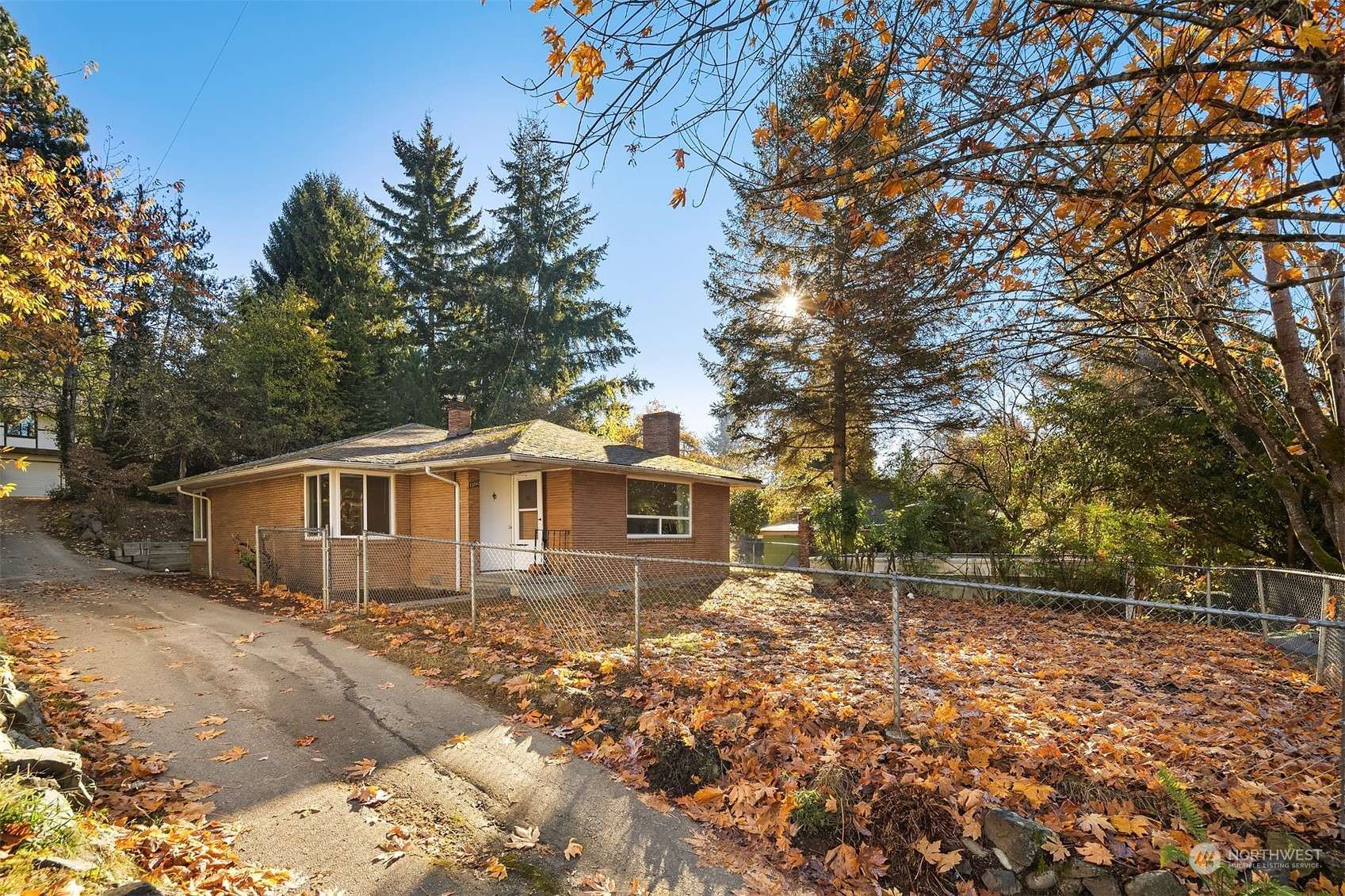 13012 37th AVE NE, Seattle, WA 98125